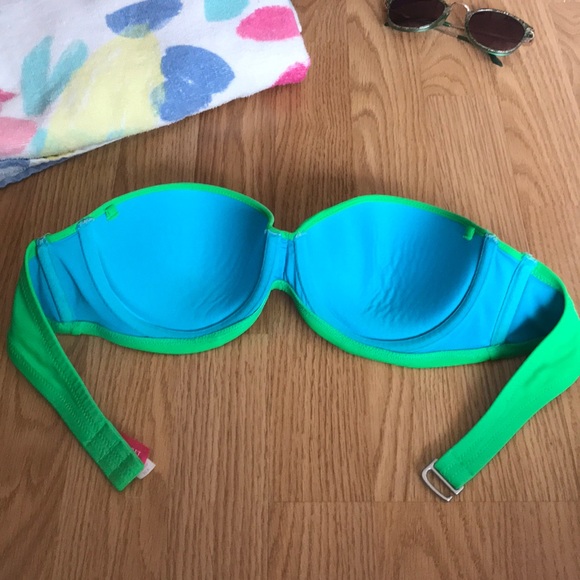 Victoria’s Secret Bikini Top - Picture 4 of 6